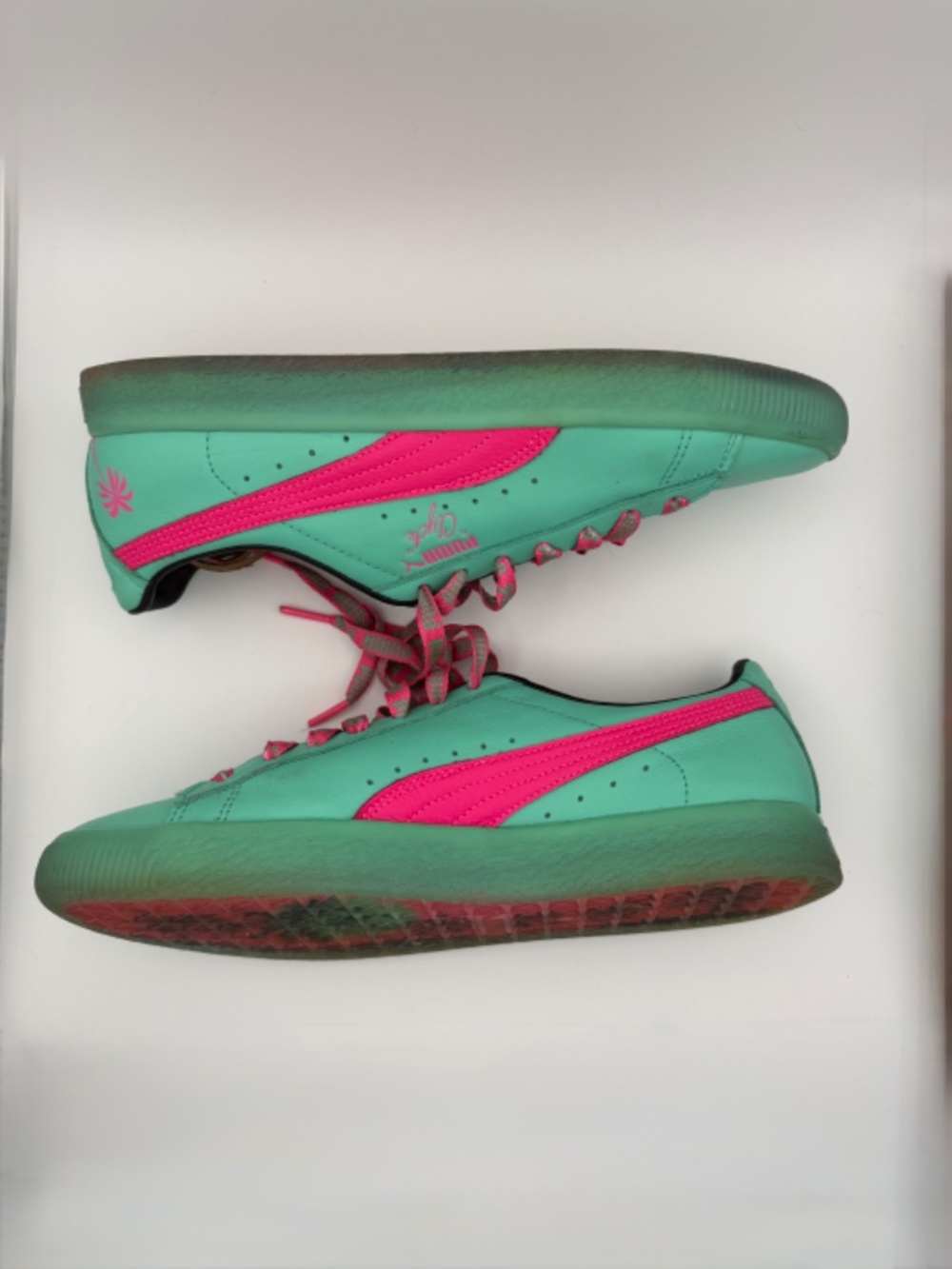 Puma Clyde 1973 South Beach Miami 36854201 Teal & Hot Pink Sneakers 80s Retro - Picture 6 of 10